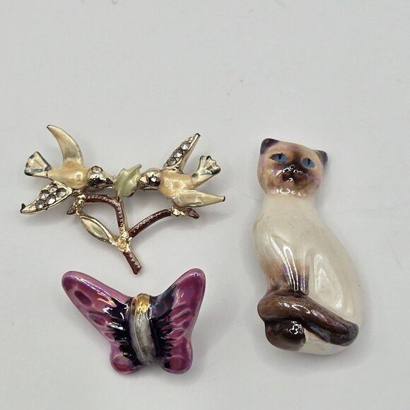 VTG AVON Brooch 3PC Set Porcelain Simease Cat Butterfly Birds Cottage MCM Whimsy - Picture 2 of 16
